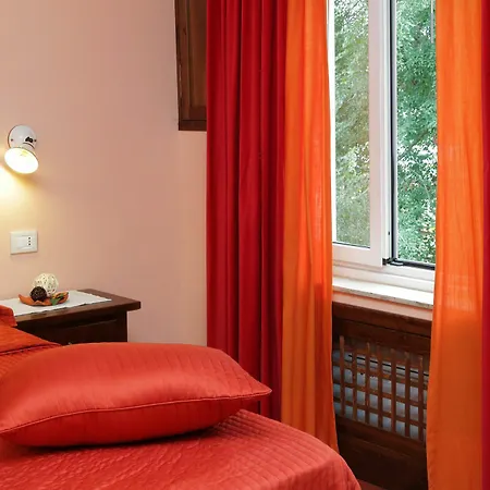 Lillihouse Penzion 2*